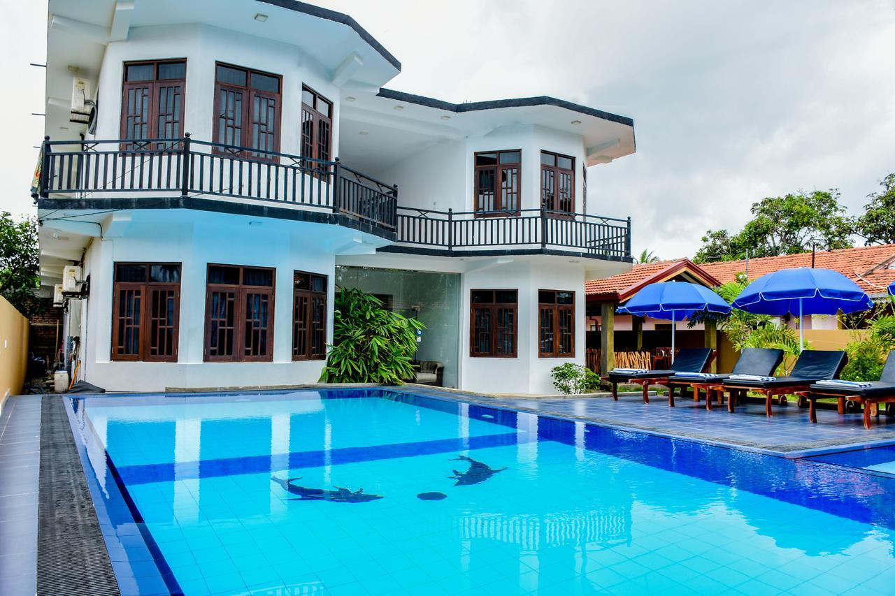 Ocean Glory Hotel Ettukala ภายนอก รูปภาพ