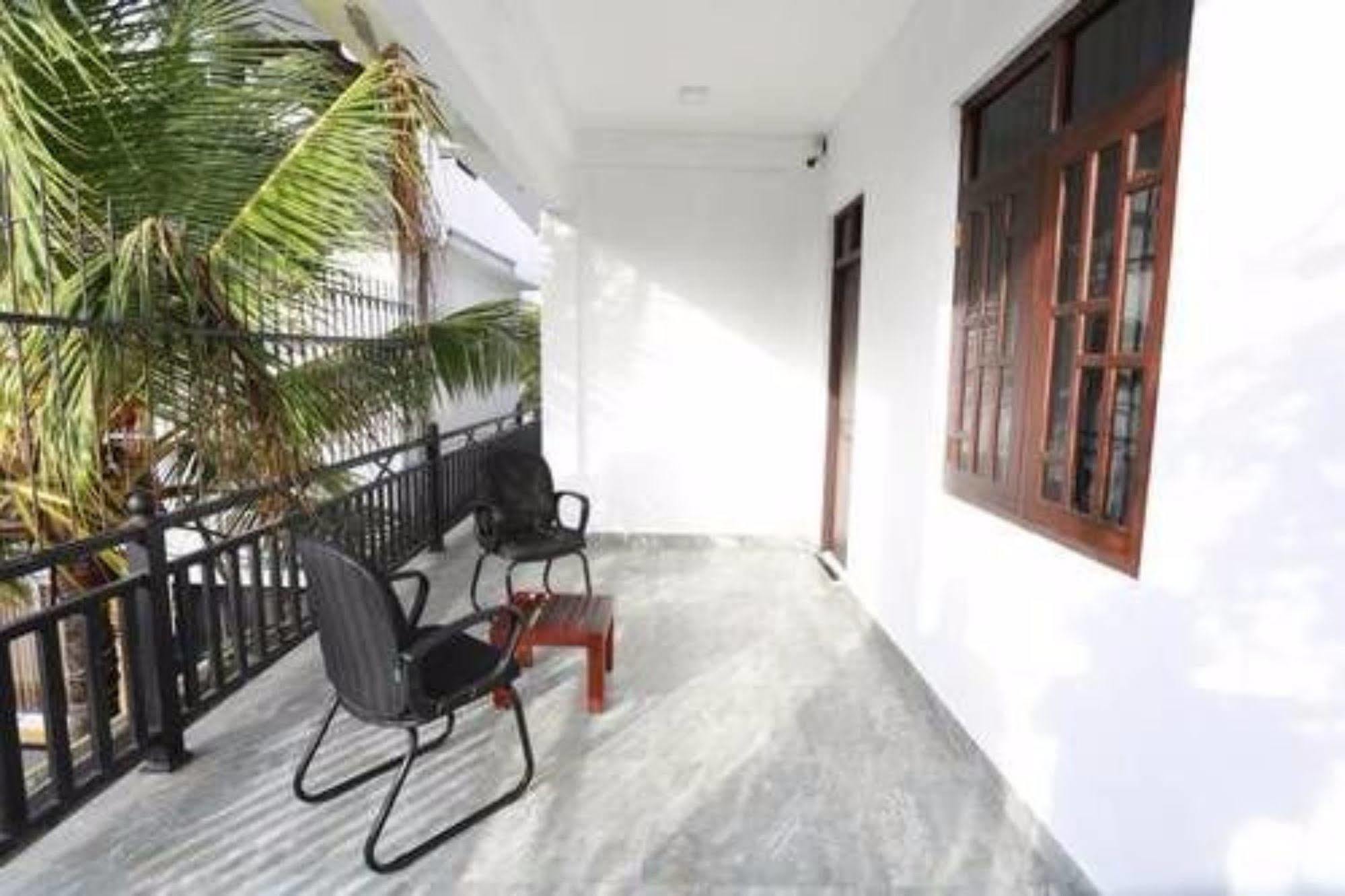 Ocean Glory Hotel Ettukala ภายนอก รูปภาพ