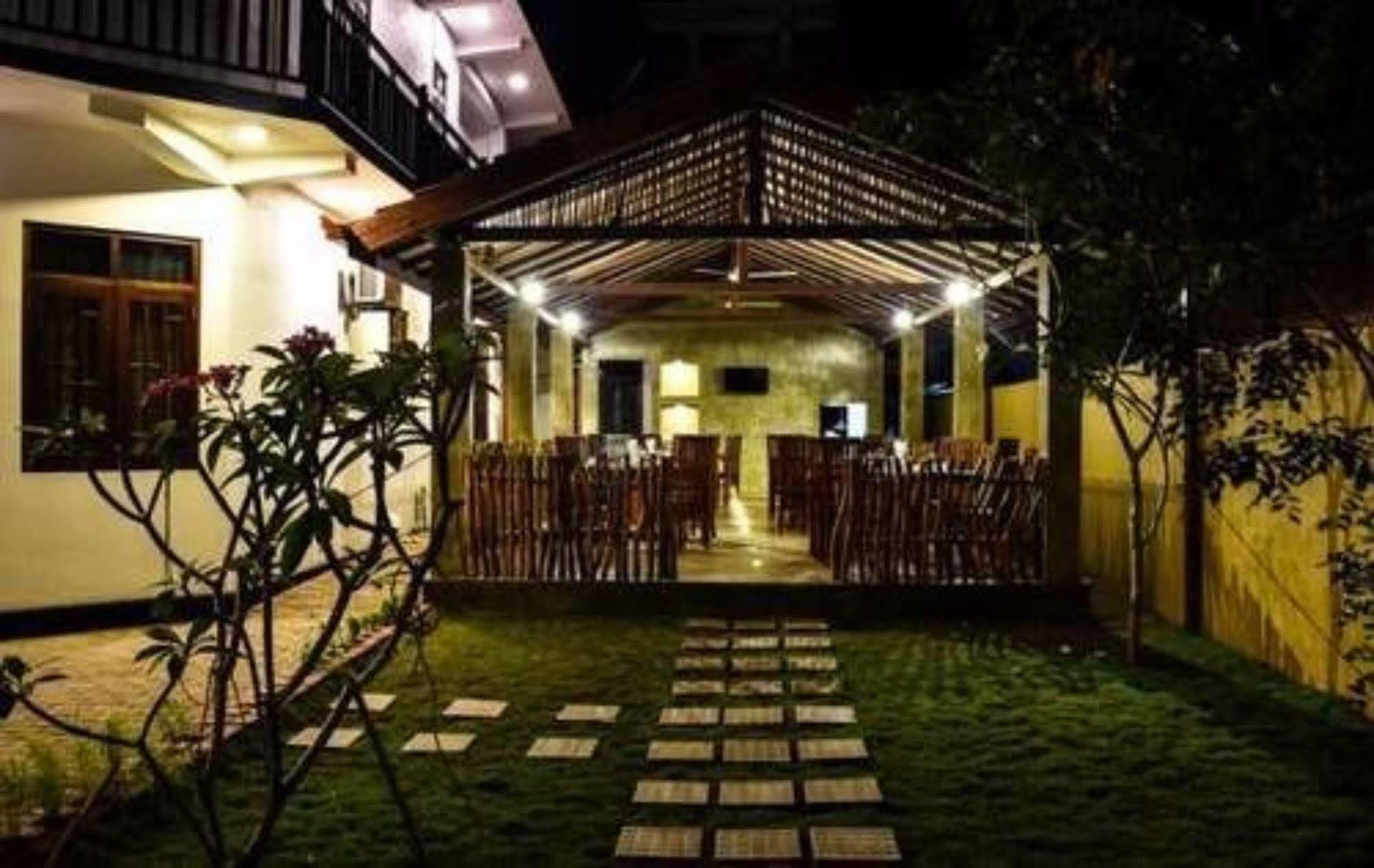 Ocean Glory Hotel Ettukala ภายนอก รูปภาพ