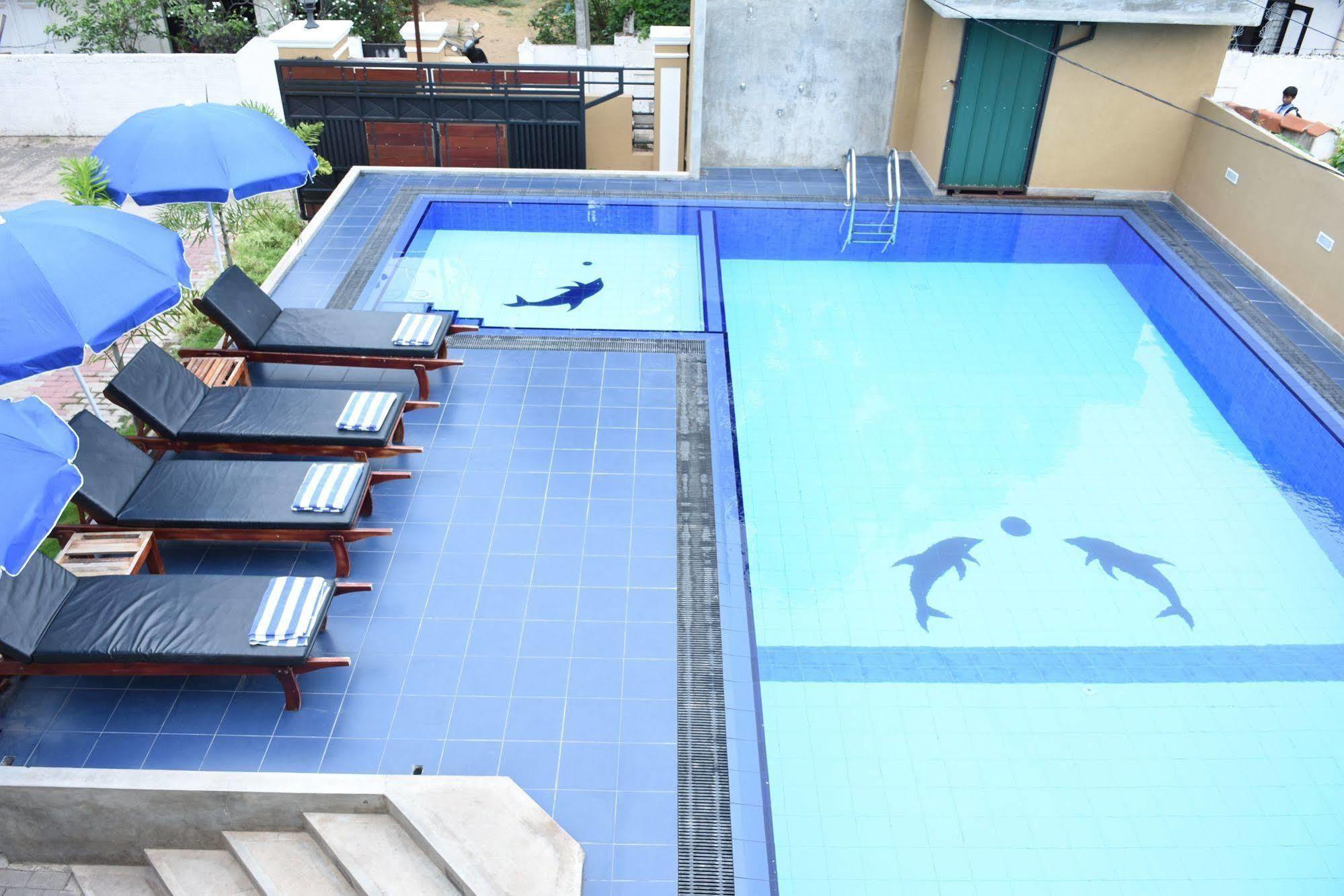 Ocean Glory Hotel Ettukala ภายนอก รูปภาพ